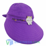 Woman hat V024